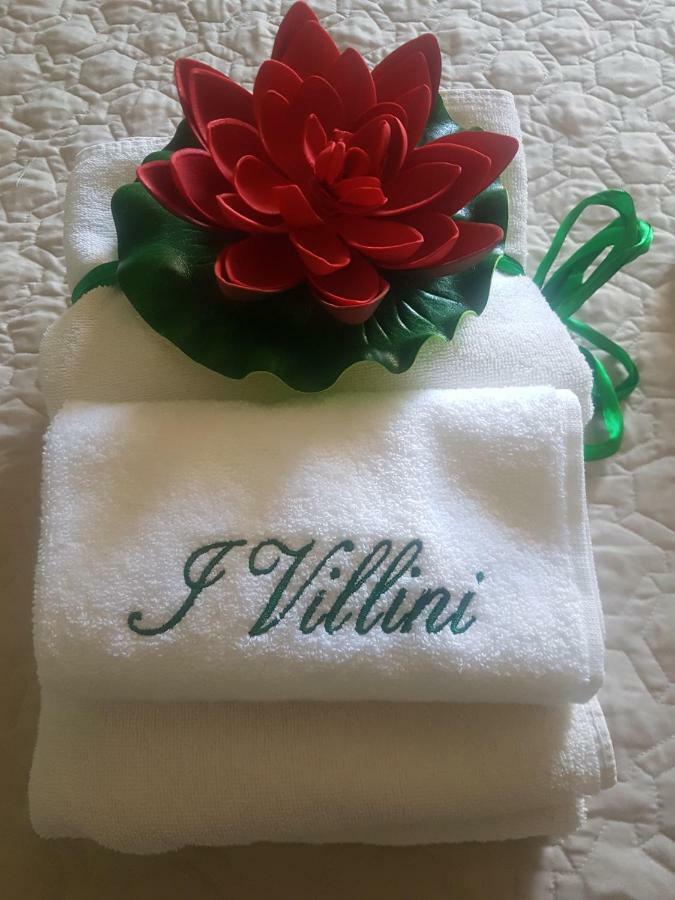 פיומיצ'ינו I Villini Affittacamere מראה חיצוני תמונה